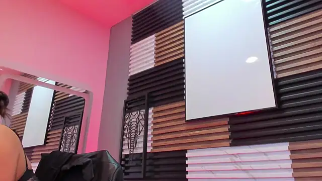 KimDevinne webcam
