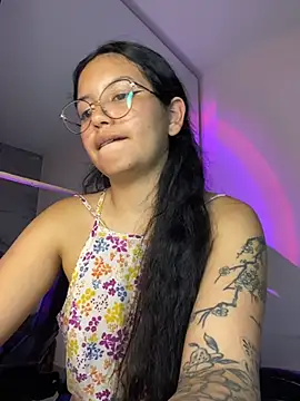 Rosita_forever_ webcam