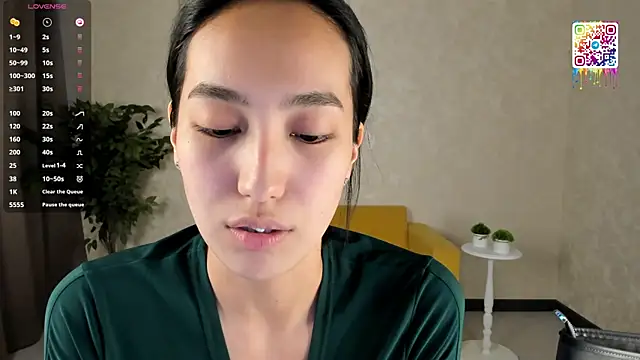 FlirtyAura webcam