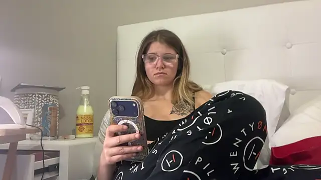 Riley_ray69 webcam