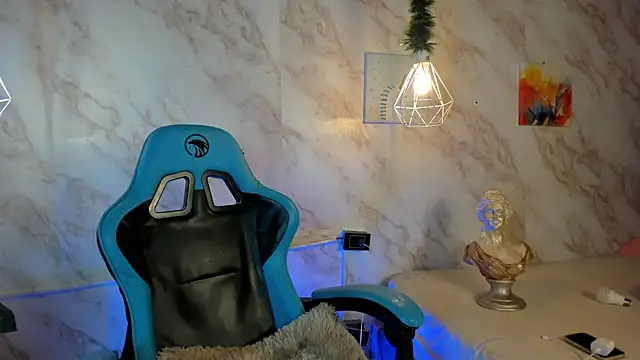 Lauren_smiles webcam