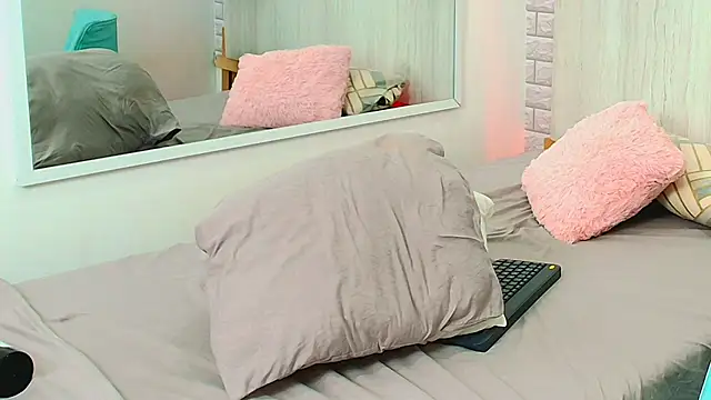 KATY_LOWERY webcam
