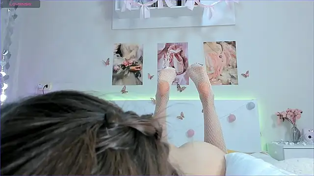 Milly_Lane webcam