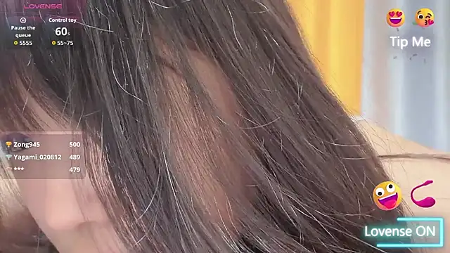 美女zhnlky在线直播