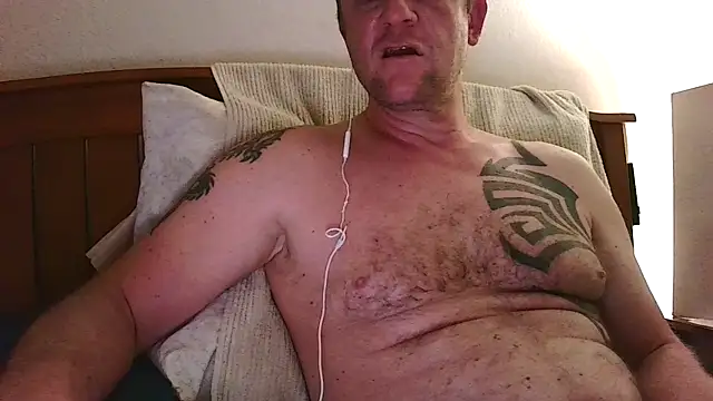 Preview Yournaughty