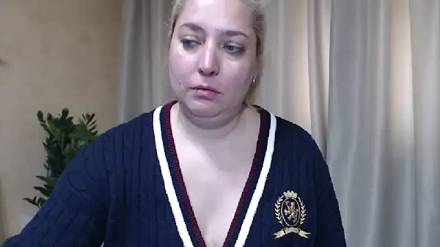 sweetpussy13 webcam