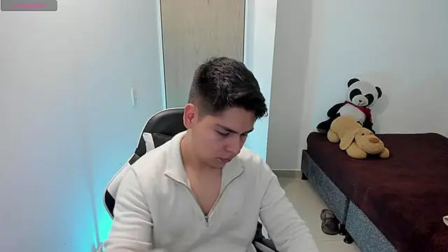 Asta_YunoXXX webcam