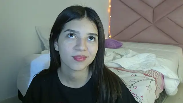 eva_sin18 live sex cam