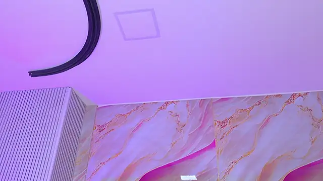 emmacurvy webcam
