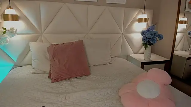 Mavis_luxury webcam