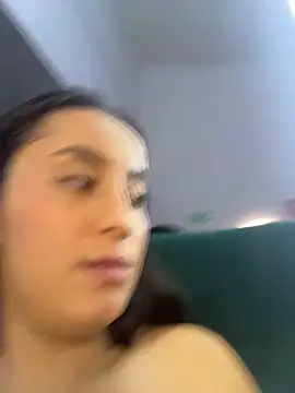Antonella_Julieta webcam