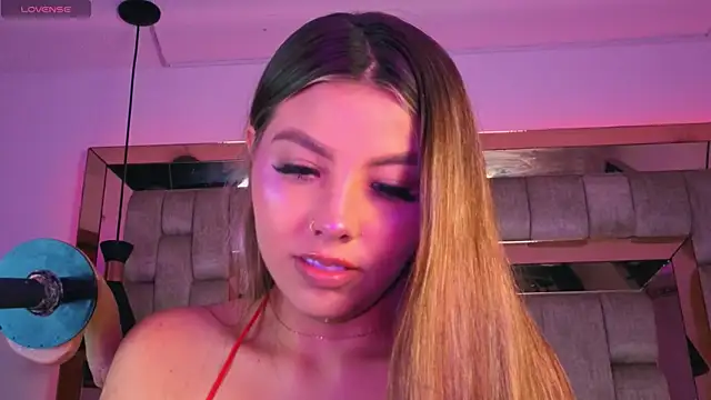 Miah_Stewart webcam