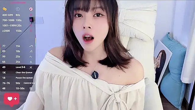 美女peachy_kiss在线直播