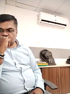 Desi_Lodo_Gujju_Boy webcam