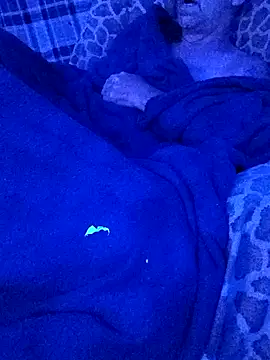 therepoman69 (M mature) - meeting new friends. and making a few $