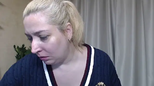 sweetpussy13 - Sweetpussy13's free webcam - UK Sex Cams