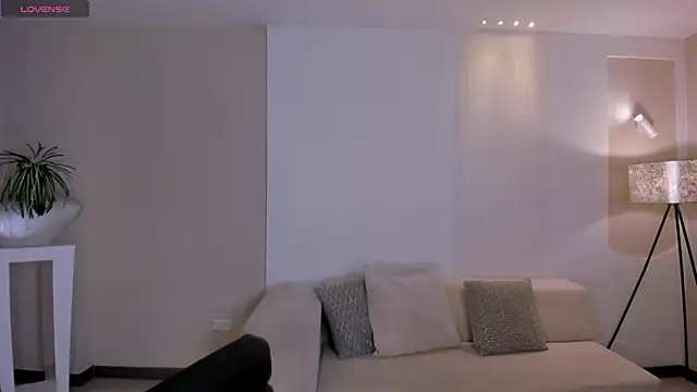 AmyRosse_X webcam