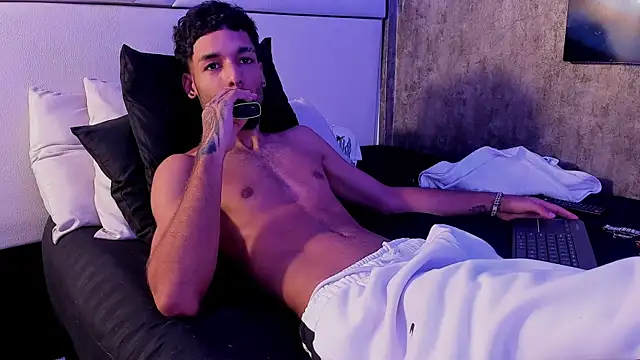 Thiagoferreti webcam
