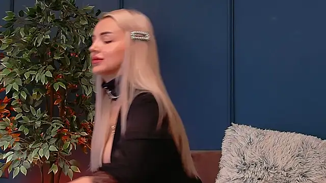 DeeaVIP