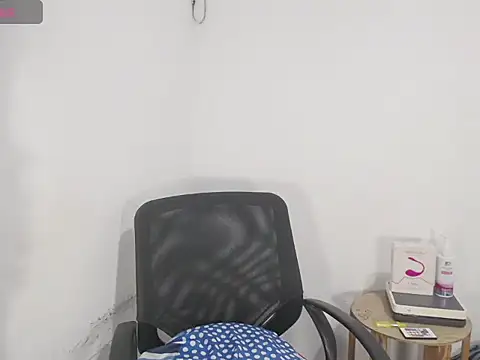 NannyaBitch webcam