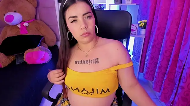 liany_taylor webcam