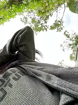 美女yourkeer在线直播