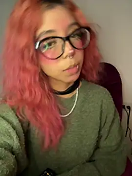 Valen-Foxx1 webcam