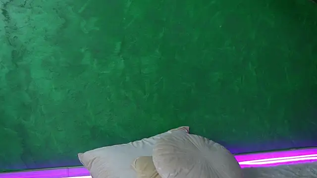 FoxieJullia webcam