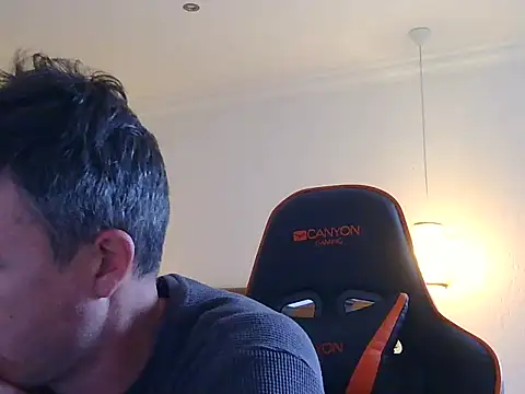 TroyDieselXXX webcam