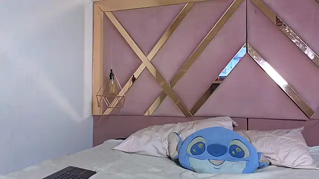 Sophia_moo_ webcam
