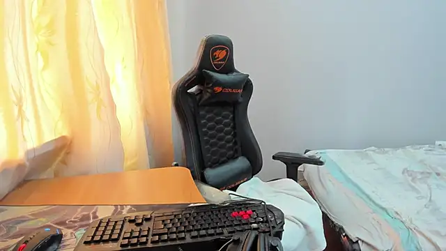 iliaskrislove webcam