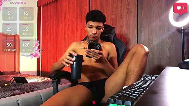 im_Usuga live sex cam