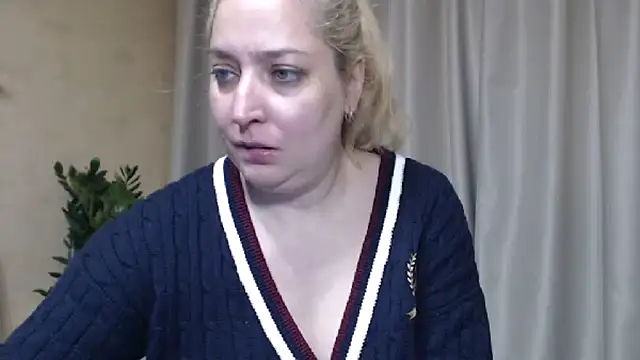 sweetpussy13 - Sweetpussy13's free webcam - UK Sex Cams