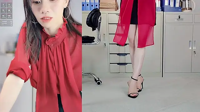 Lynnalltop-165-KeKe webcam