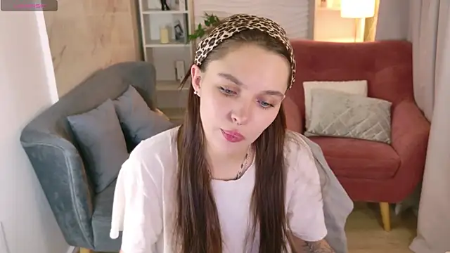 ChloeSunny webcam