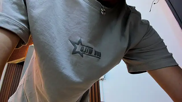 Tommy18__ webcam
