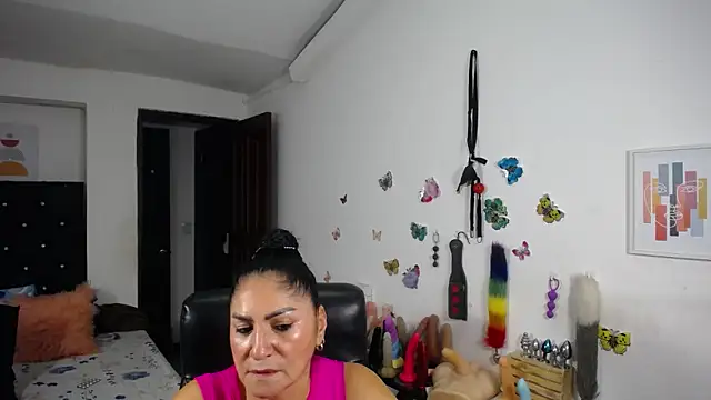 mature_bigboobs10 webcam