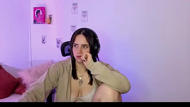 Emily_Lindey webcam