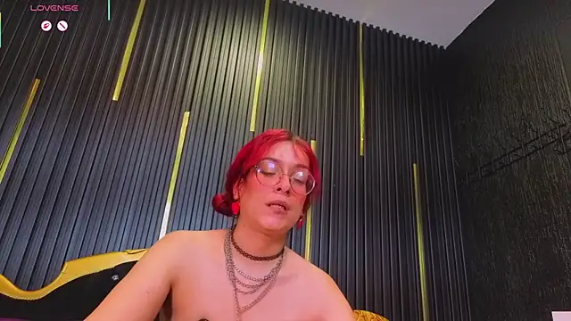 LolyYunno webcam