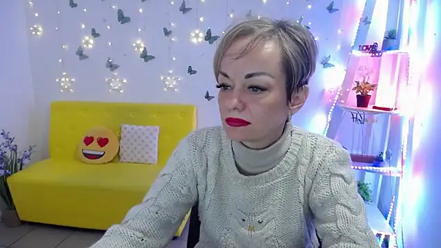 NikaMayu live sex cam