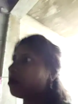 Maya_mohni webcam