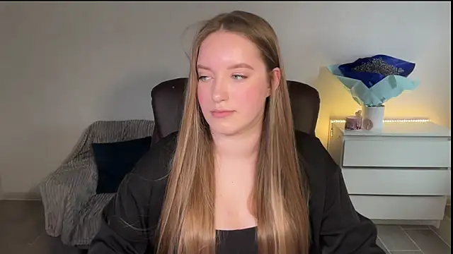 EvaMaddison webcam