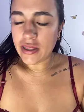 veronica__olsonn webcam