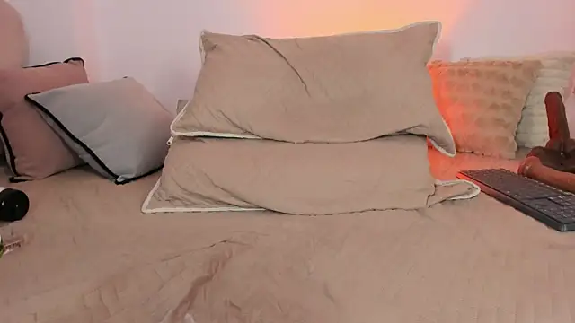 _luuciana_ webcam