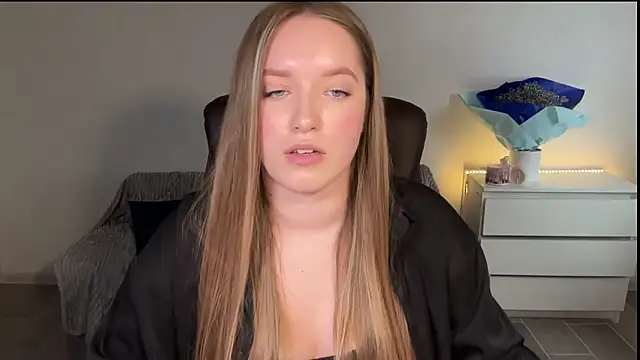 EvaMaddison webcam