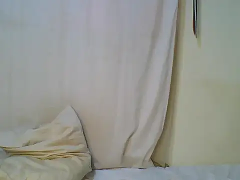 cute_lavenda webcam