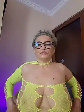 LunaBlaise webcam