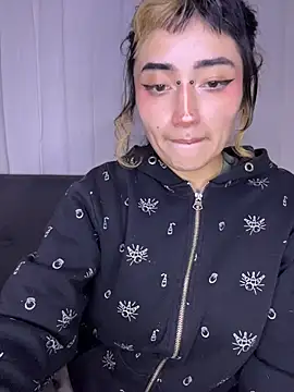 baby_akuma webcam