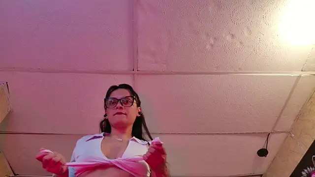 QueenSallyDesire webcam