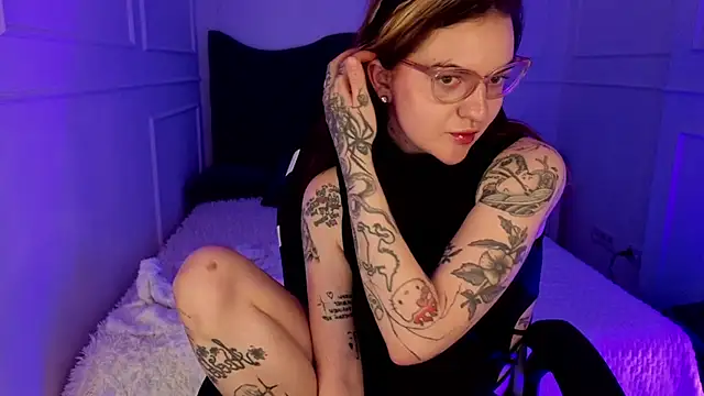 sashaglow_ webcam